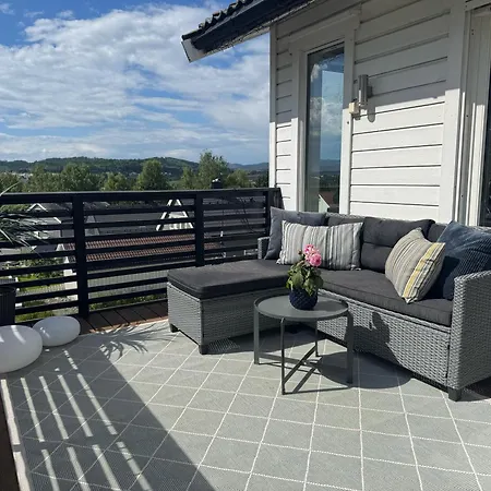 Modern And Cozy In Heimdal