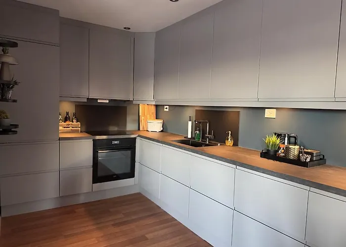 Modern And Cozy In Heimdal Appartement *